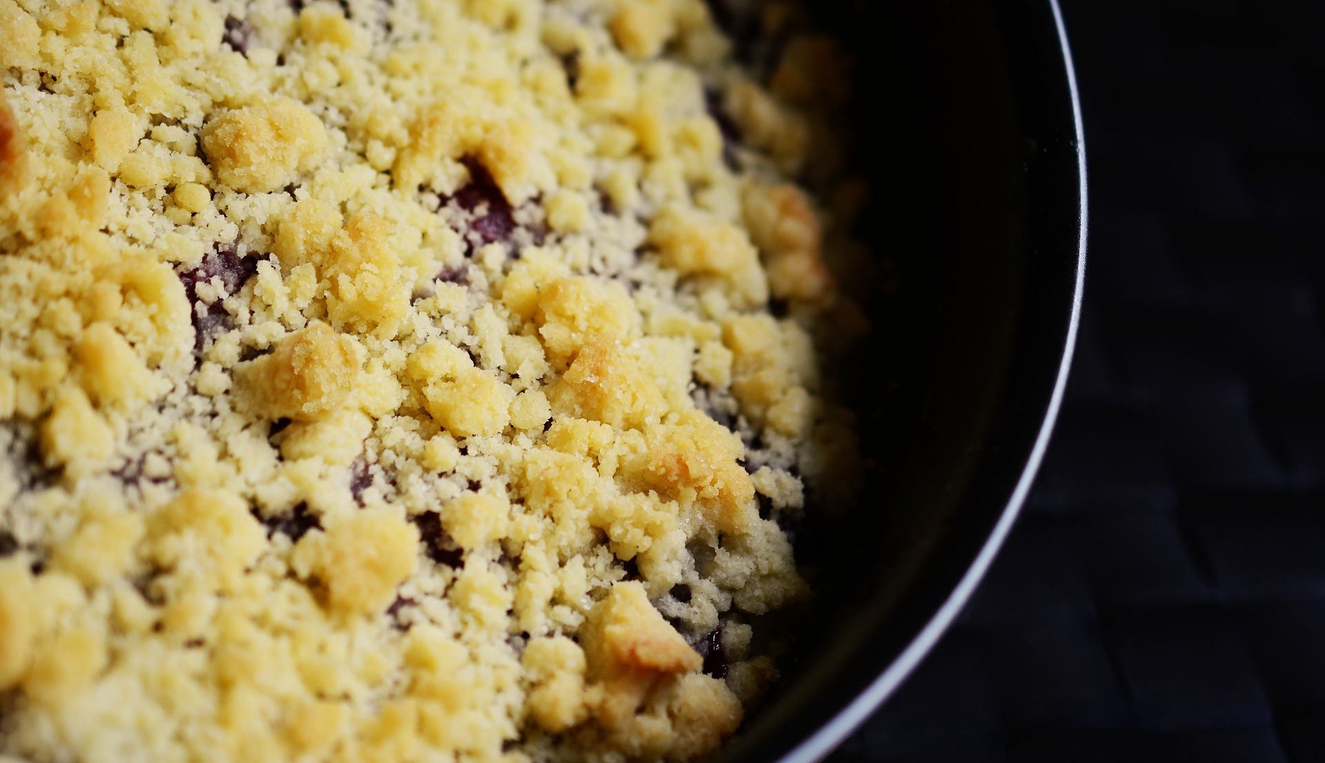 Streuselkuchen mit Himbeeren