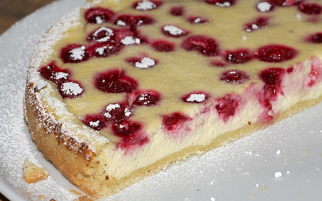 Käsekuchen mit Himbeeren