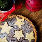 Weihnachtskuchen mit Glühwein und Lebkuchengewürz